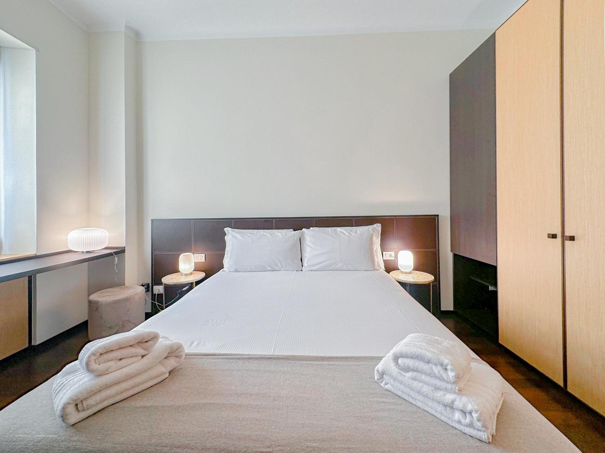 Fontana Suites - 15 Min Dal Duomo Milano Rum bild
